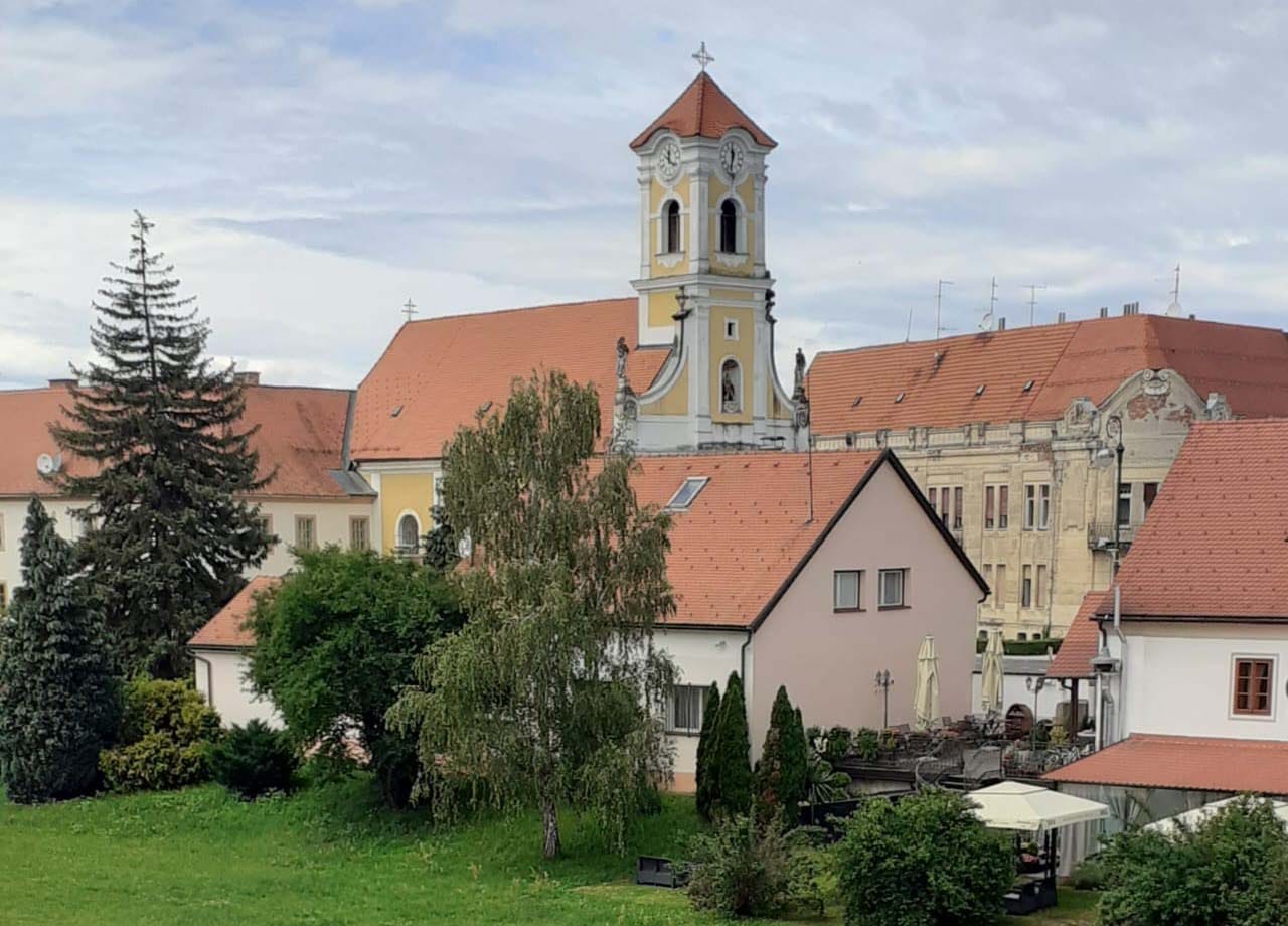 Varazdin: Historisches Erbe in Rot-Weiß-Rot