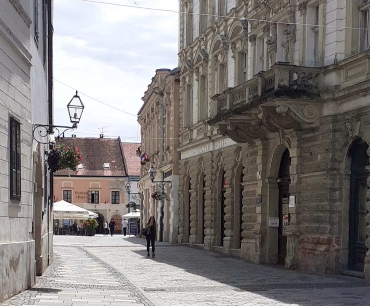 Varazdin: Historisches Erbe in Rot-Weiß-Rot